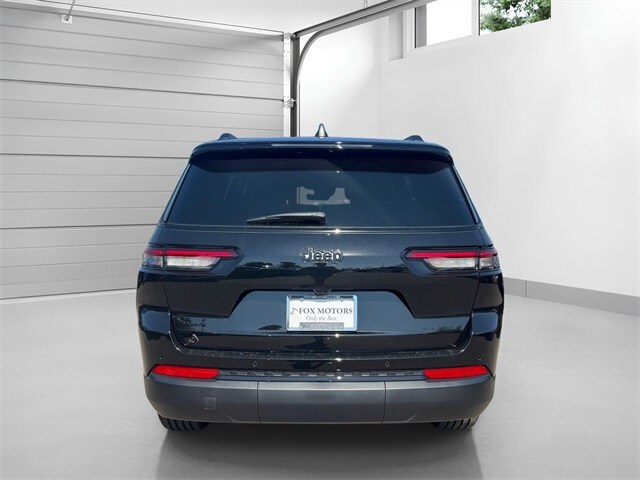 2025 Jeep Grand Cherokee Altitude X photo 3