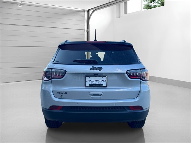 2026 Jeep Compass Limited Altitude photo 2