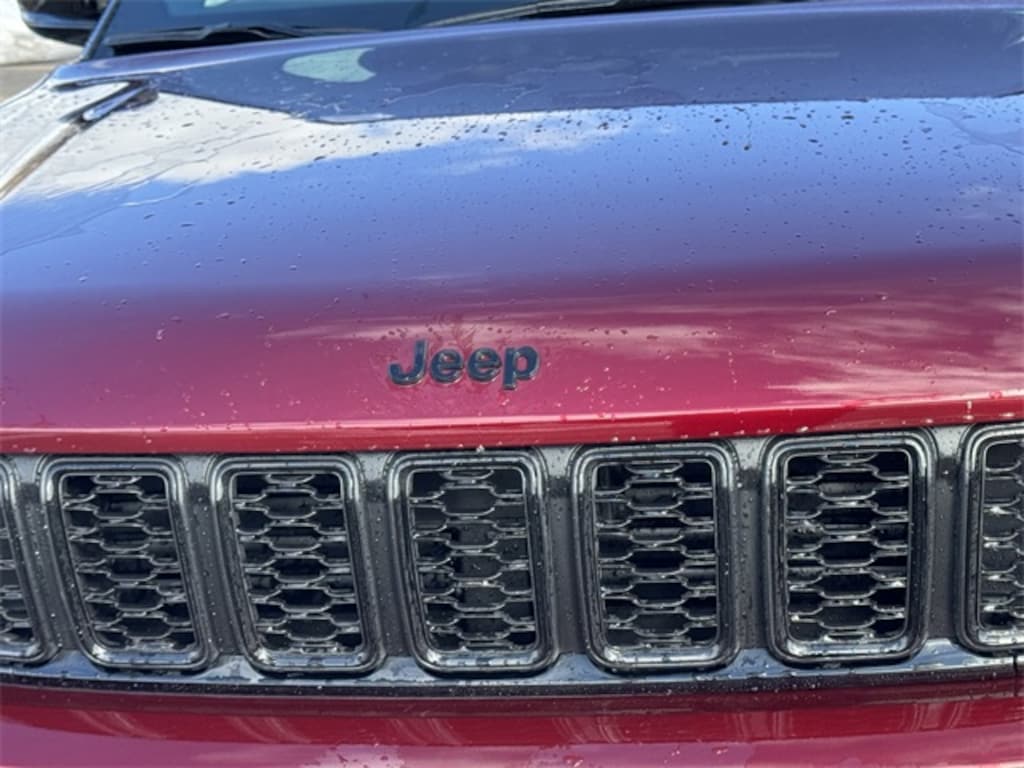 New 2025 Jeep Grand Cherokee L LIMITED 4X4 Sport Utility