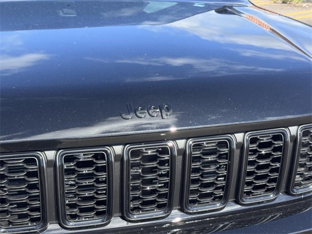 Used 2025 Jeep Grand Cherokee L Altitude X SUV