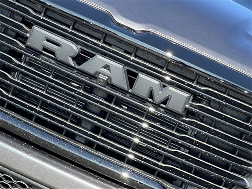 New 2026 Ram 1500 LARAMIE CREW CAB 4X4 5'7 BOX Pickup