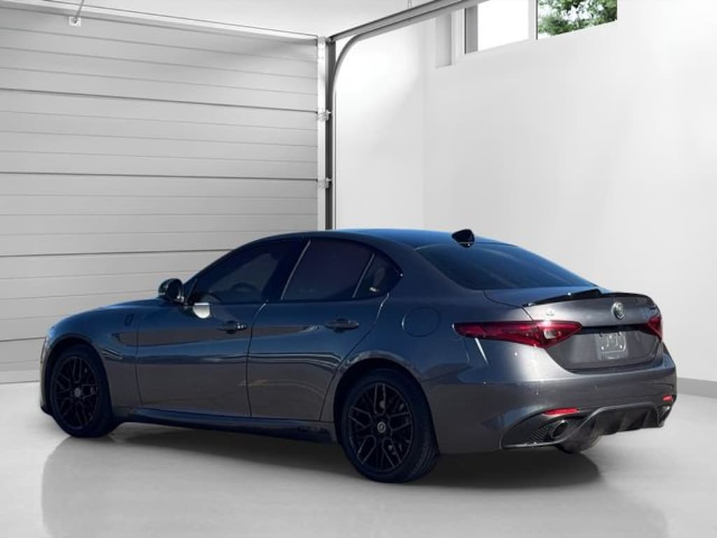 Used 2017 Alfa Romeo Giulia Base Sedan