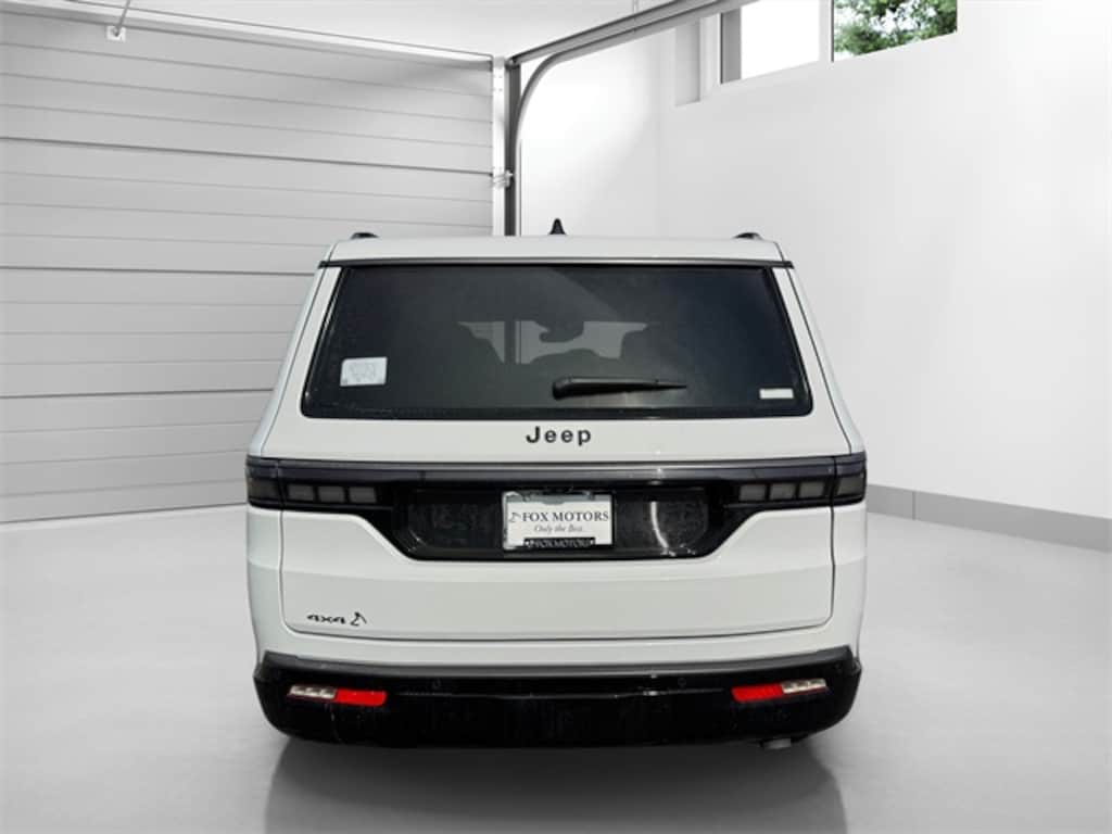 New 2026 Jeep Grand Wagoneer LIMITED RESERVE 4X4 Sport Utility