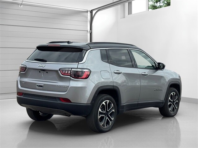 2024 Jeep Compass Limited photo 4