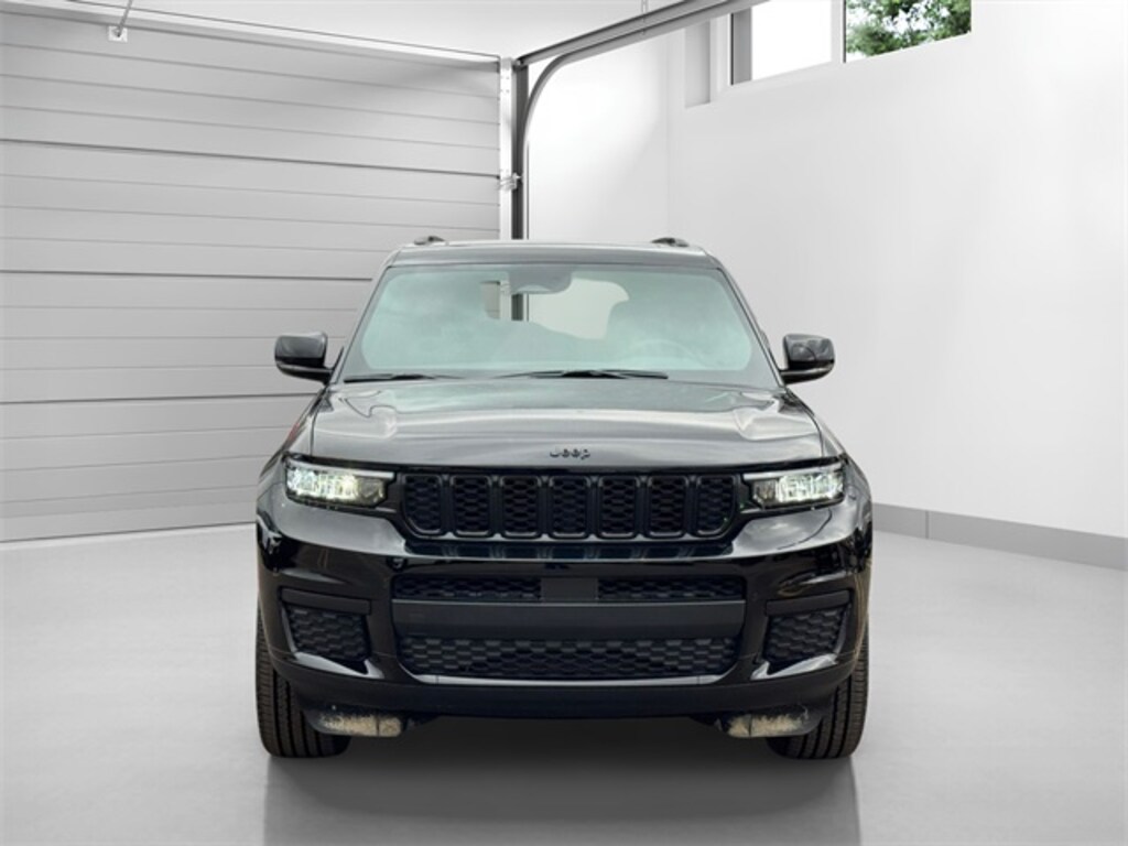Used 2025 Jeep Grand Cherokee L Altitude X SUV