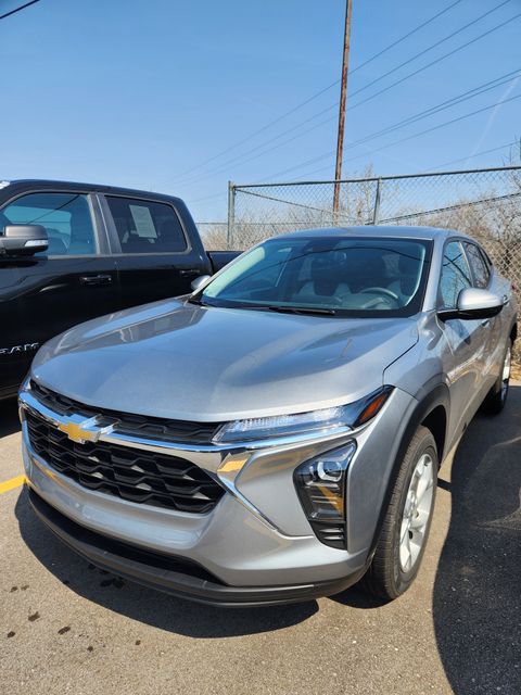 2024 Chevrolet Trax LS