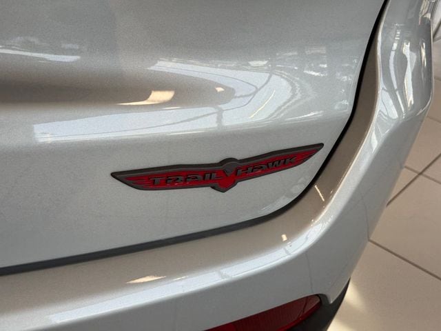 2026 Jeep Compass Trailhawk - Photo 11