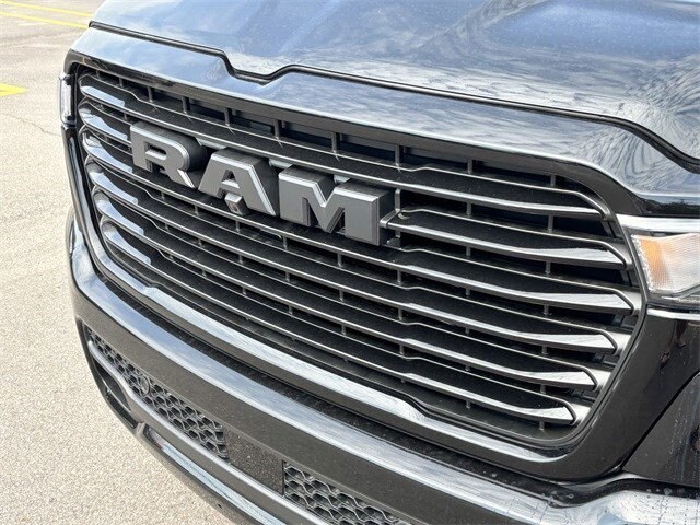 2026 Ram 1500 Laramie photo 4