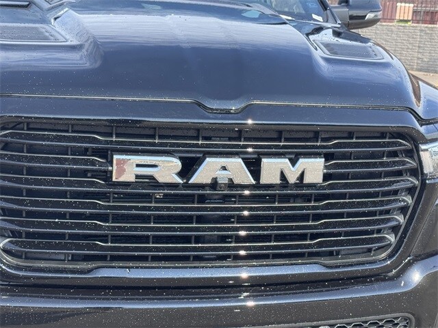 2026 Ram 1500 Laramie photo 4