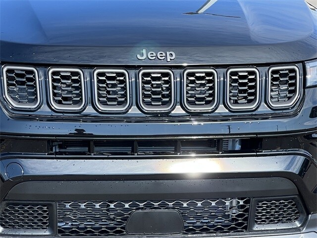2026 Jeep Compass Limited Altitude photo 4