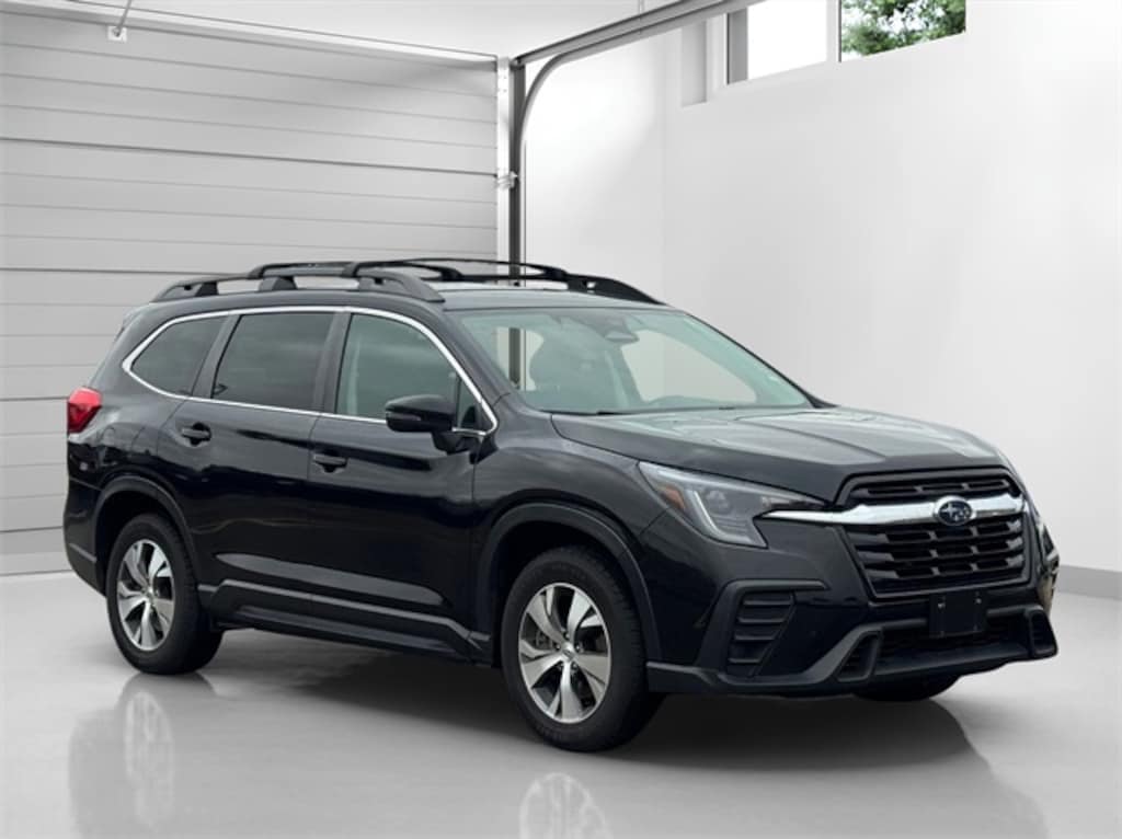 Used 2023 Subaru Ascent Premium SUV
