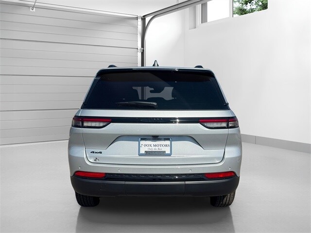 2025 Jeep Grand Cherokee Altitude X photo 3