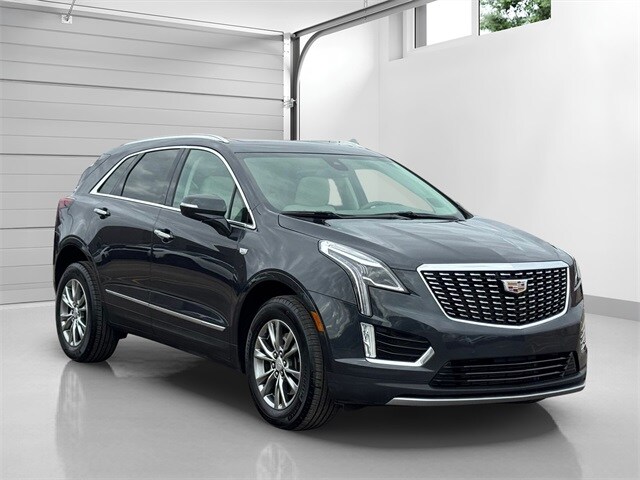 2023 Cadillac XT5 Premium Luxury photo 2