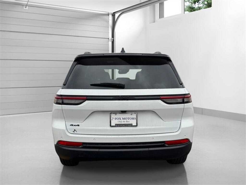 Used 2025 Jeep Grand Cherokee Limited SUV