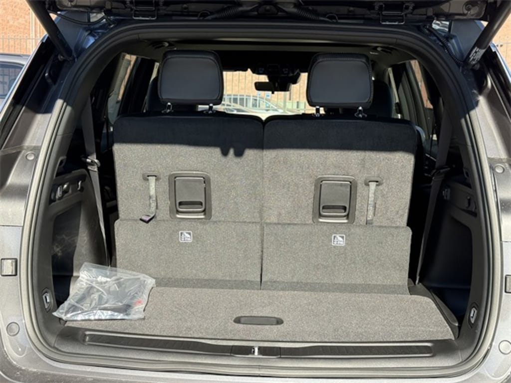 New 2025 Jeep Grand Cherokee L ALTITUDE X 4X4 Sport Utility