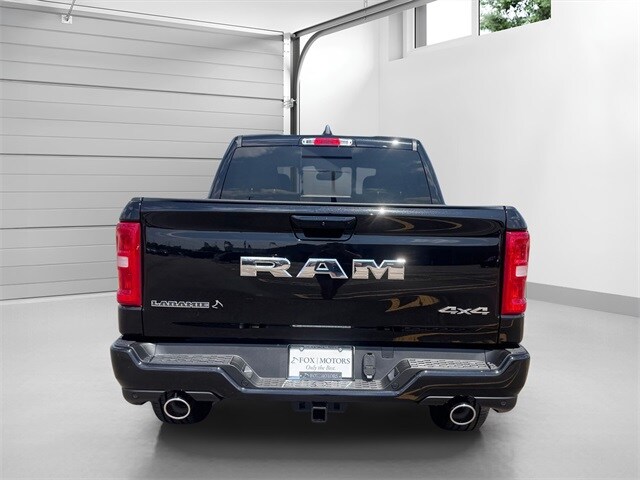 2026 Ram 1500 Laramie photo 3
