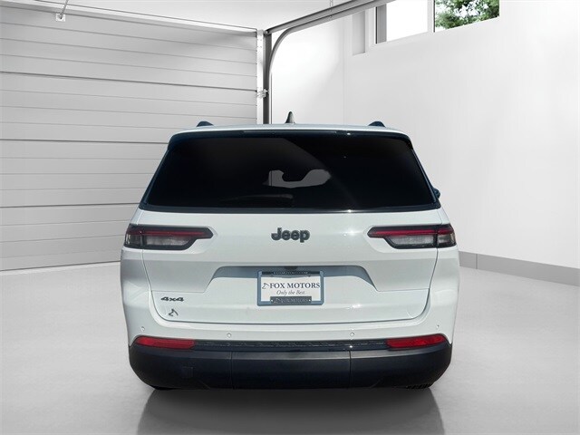 2025 Jeep Grand Cherokee Altitude X photo 3