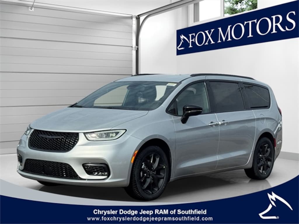 New 2026 Chrysler Pacifica SELECT Passenger Van