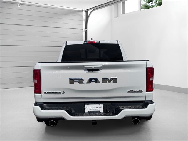 2026 Ram 1500 Laramie photo 3