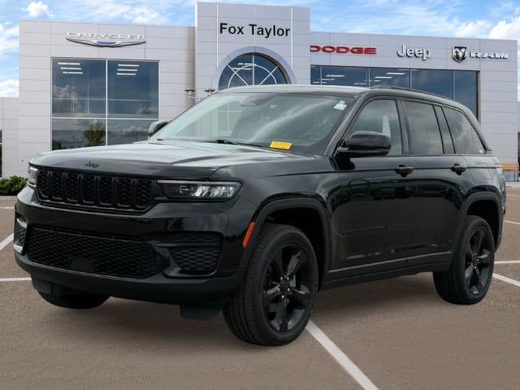 Certified 2025 Jeep Grand Cherokee Altitude SUV