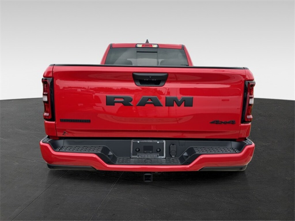 New 2025 Ram 1500 BIG HORN CREW CAB 4X4 5