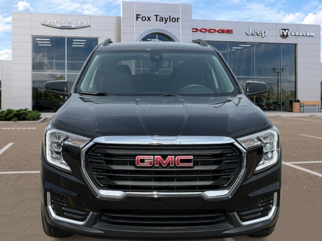 Used 2023 GMC Terrain SLE SUV