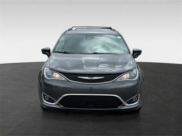 Certified 2018 Chrysler Pacifica Touring L with VIN 2C4RC1BG4JR121104 for sale in Holland, MI