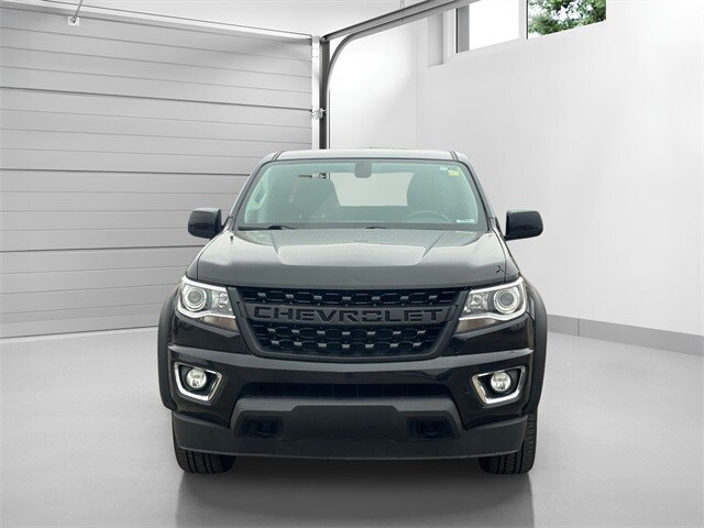 2019 Chevrolet Colorado LT photo 2
