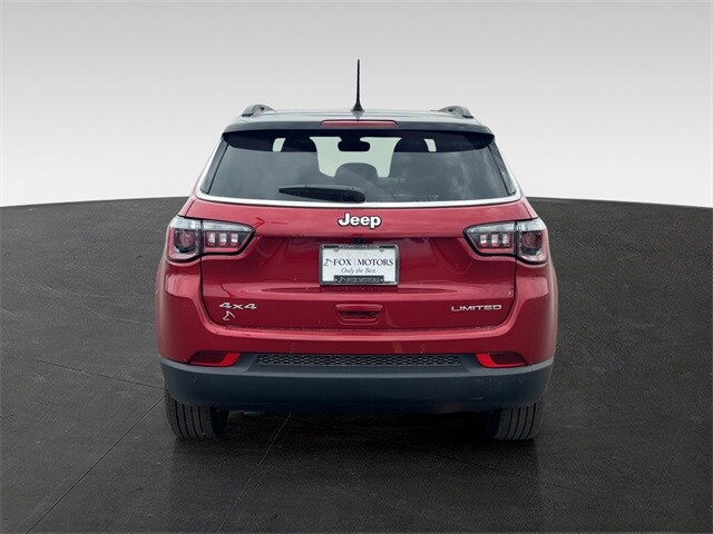 2025 Jeep Compass Limited photo 3