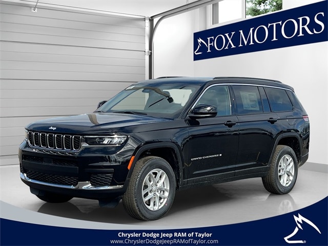 2025 Jeep Grand Cherokee L Laredo's photo