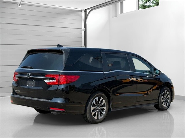 2024 Honda Odyssey EX-L photo 2