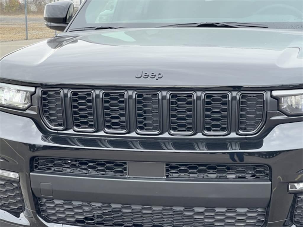New 2025 Jeep Grand Cherokee L LIMITED 4X4 Sport Utility