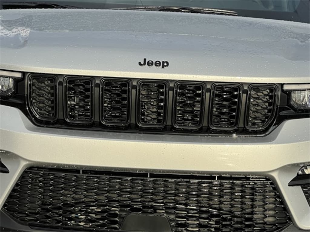 New 2025 Jeep Grand Cherokee LIMITED 4X4 Sport Utility