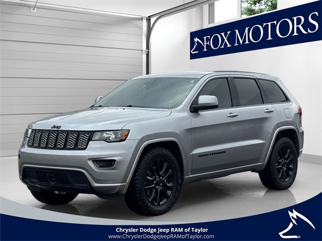 2021 Jeep Grand Cherokee Laredo X's photo