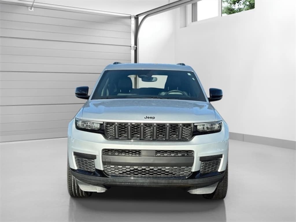 Certified 2023 Jeep Grand Cherokee L Altitude SUV