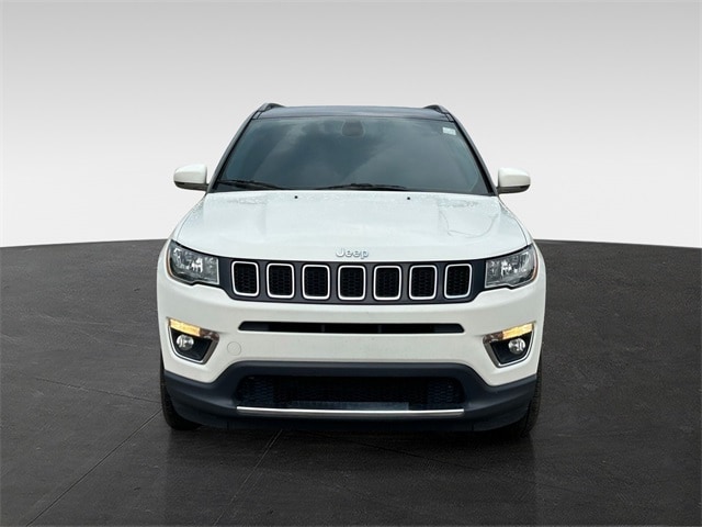 Used 2019 Jeep Compass Limited with VIN 3C4NJDCB2KT669352 for sale in Taylor, MI