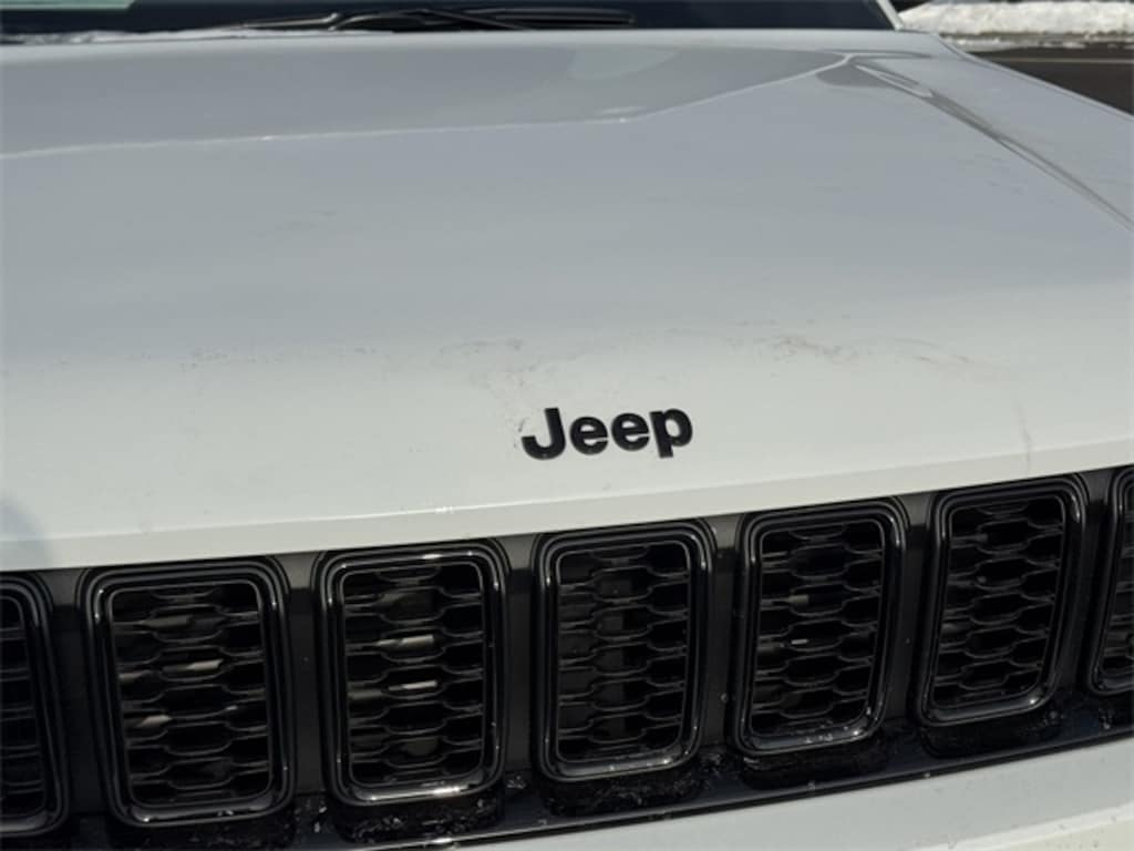New 2025 Jeep Grand Cherokee LIMITED 4X4 Sport Utility