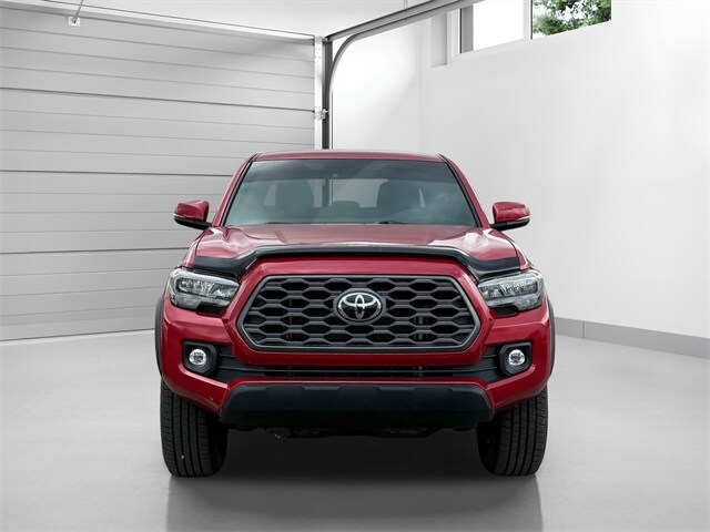 2020 Toyota Tacoma TRD Off-Road photo 2