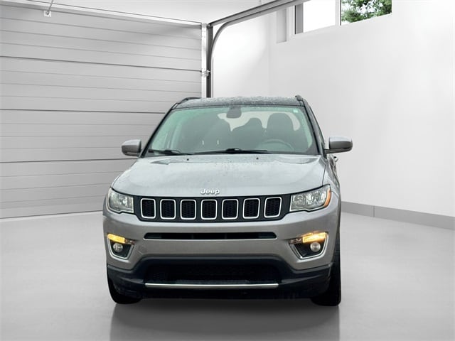 Used 2019 Jeep Compass Limited with VIN 3C4NJDCB8KT741669 for sale in Taylor, MI