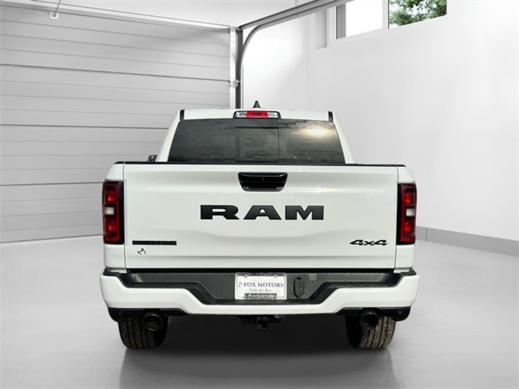 New 2026 Ram 1500 BIG HORN CREW CAB 4X4 5'7 BOX Pickup