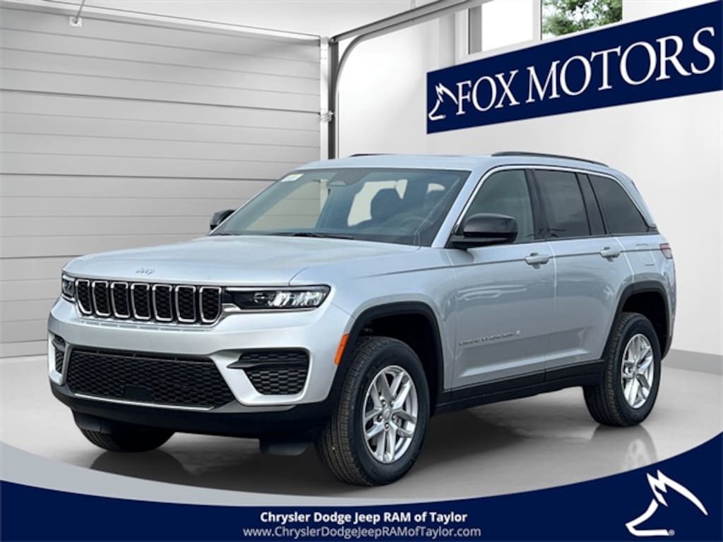 New 2025 Jeep Grand Cherokee LAREDO X 4X4 Sport Utility