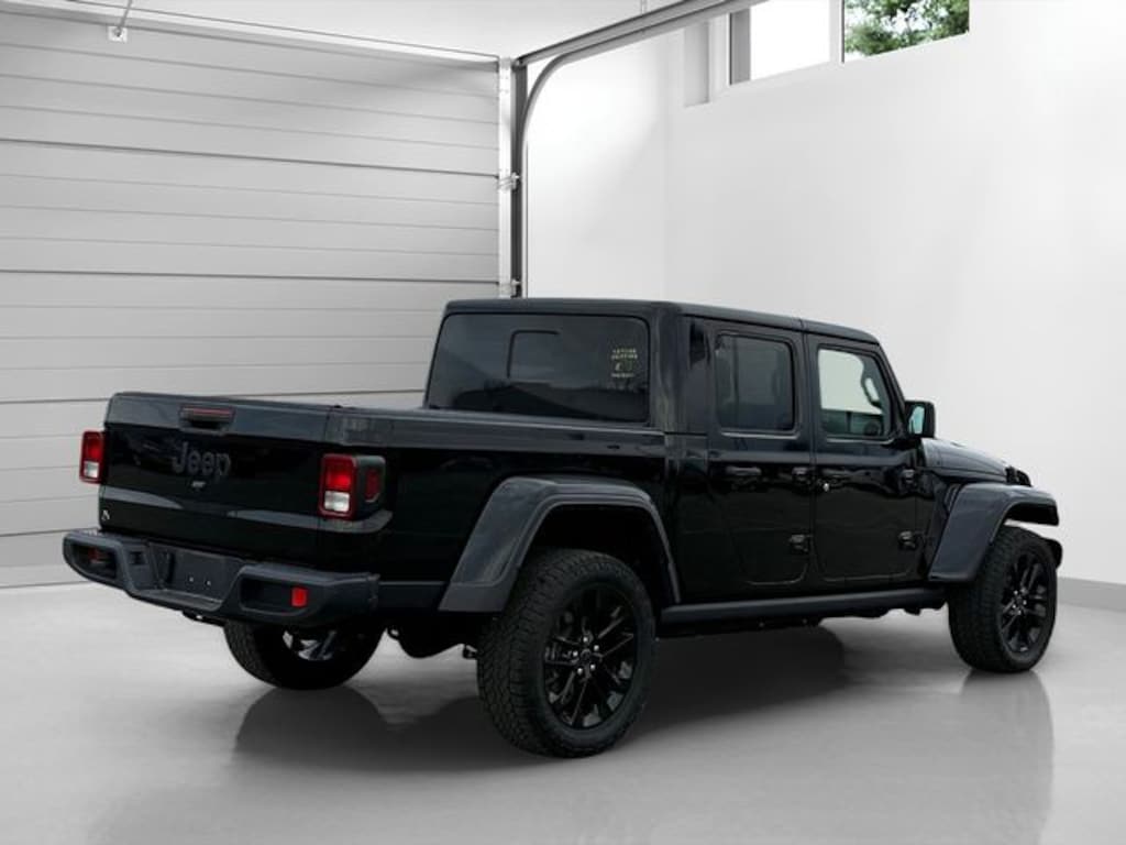 Certified 2025 Jeep Gladiator Nighthawk Truck