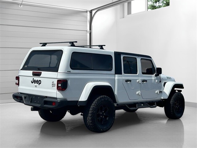 2021 Jeep Gladiator Willys photo 3