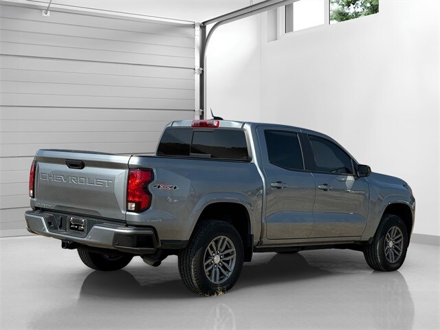 2023 Chevrolet Colorado LT photo 4