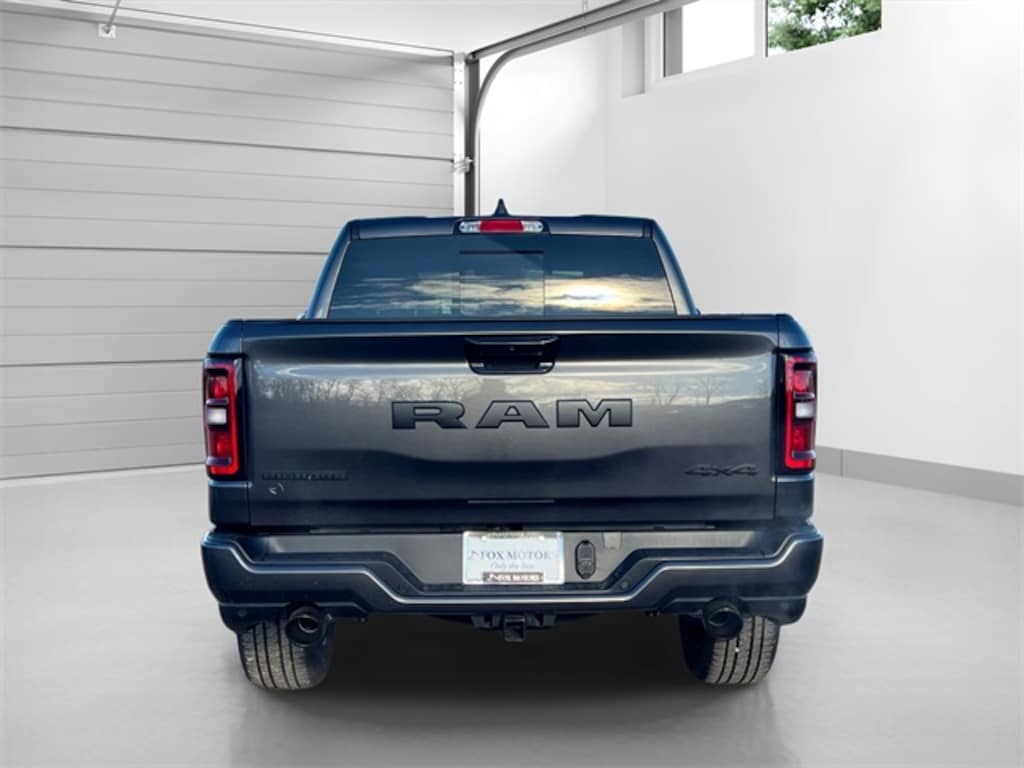 New 2026 Ram 1500 BIG HORN CREW CAB 4X4 5'7 BOX Pickup