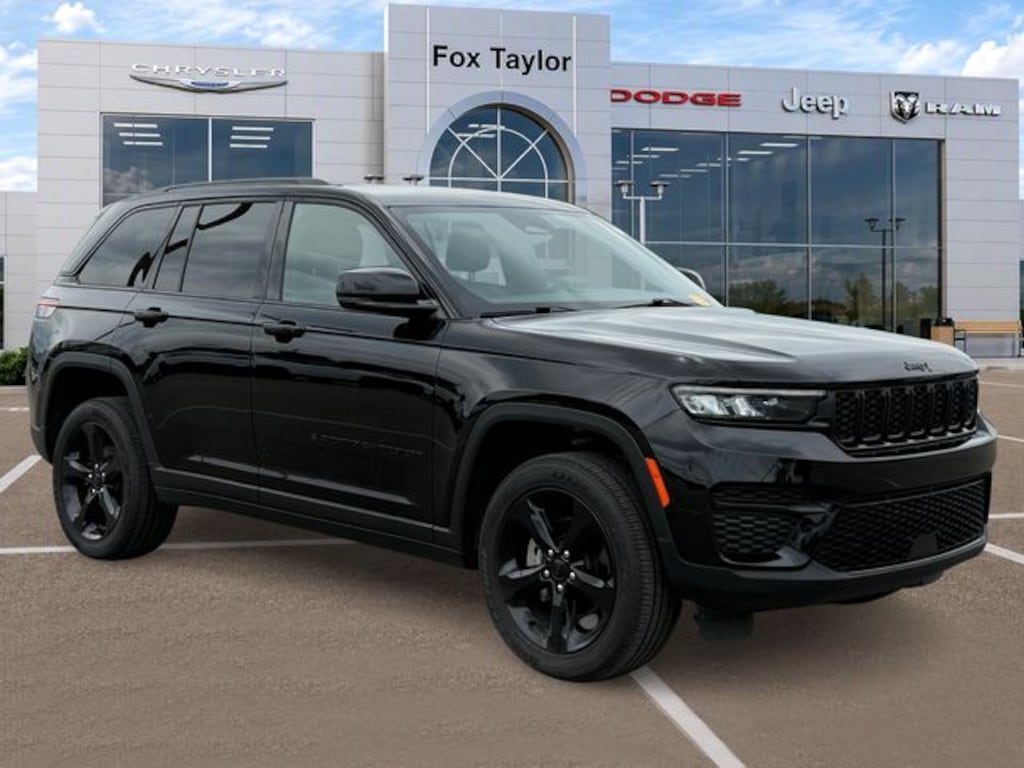 Certified 2025 Jeep Grand Cherokee Altitude SUV