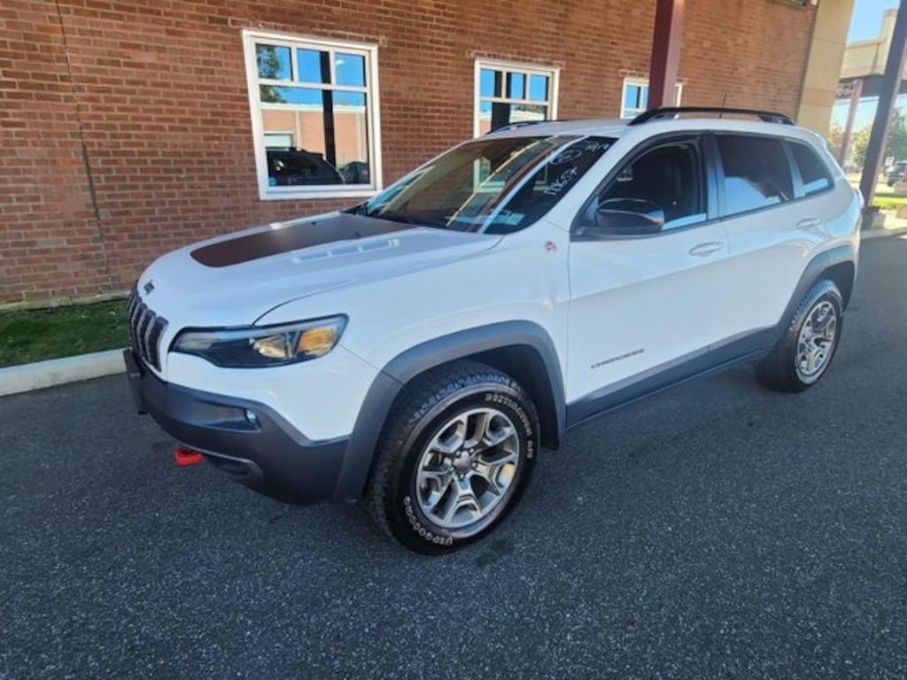 Used 2022 Jeep Cherokee Trailhawk SUV