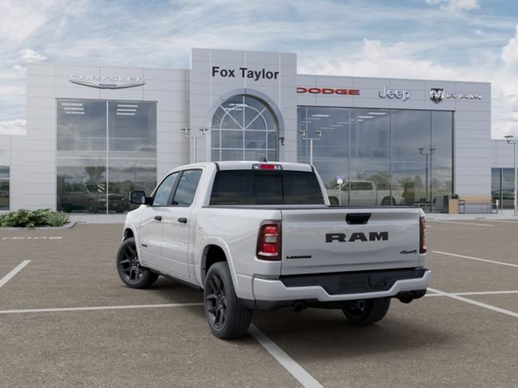 New 2026 Ram 1500 LARAMIE CREW CAB 4X4 5'7 BOX Pickup