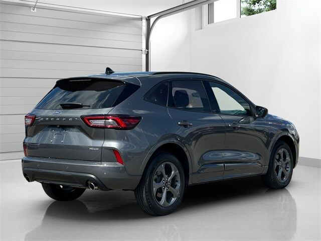 2023 Ford Escape ST-Line photo 3