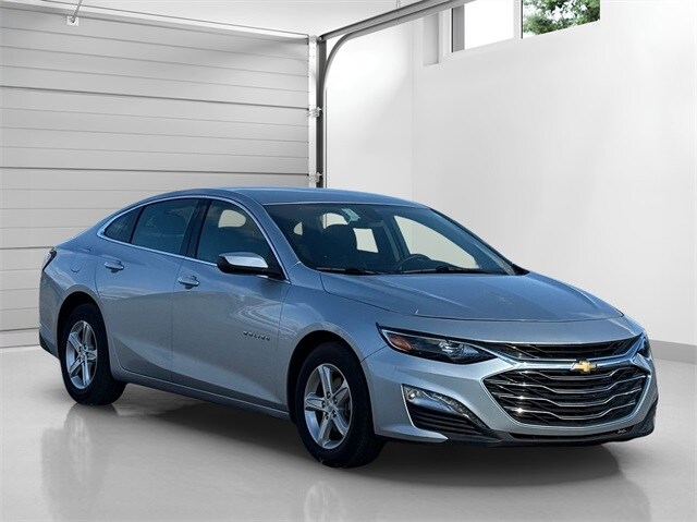 2022 Chevrolet Malibu 1LT photo 3
